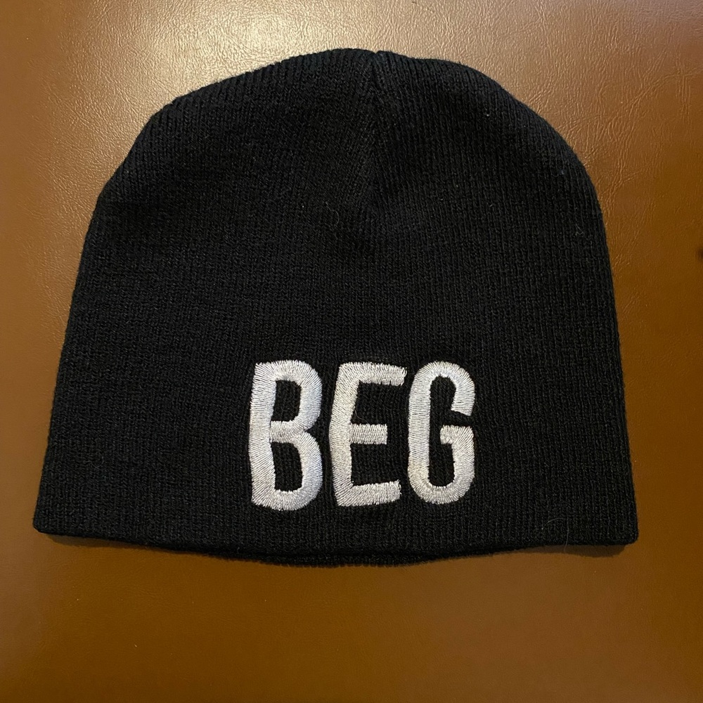 RARE Jack & Jack BEG black beanie 🖤🤍
